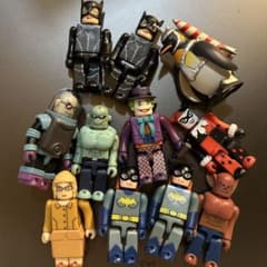 バットマンフィギュアセット 10体 DCコミックス バットマン フィギュア 10体セット - メルカリ