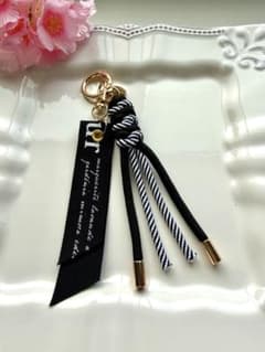 パラコード ハンドメイド チャームのサムネイル