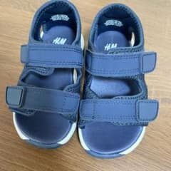 H&M キッズサンダルのサムネイル