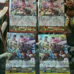聖黒熾天使ガウリール&ムンカル各2枚セットのサムネイル