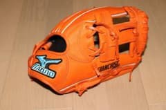 グローブ　グラブ　少年　野球のサムネイル