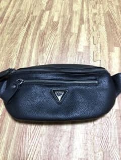 GUESSレザー調ウエストポーチ♡のサムネイル
