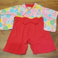 袴風ロンパース70サイズ(靴下おまけ)のサムネイル