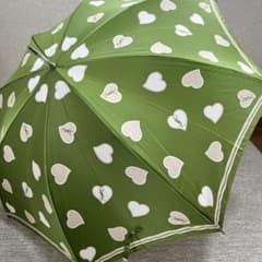 希少美品　イヴサンローラン　ハートロゴドット総柄　晴雨兼用長傘　一本傘　グリーン 希少美品 イヴサンローラン ハートロゴドット総柄 晴雨兼用長傘 一本傘