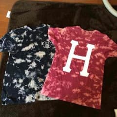 HUF T-shirtのサムネイル