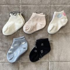 靴下5足セット　新品4足＋中古品1足　9cm〜15cmのサムネイル