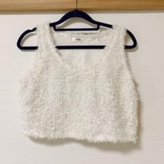 モコモコタンクトップのサムネイル