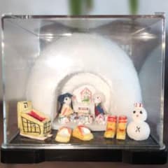 横手のかまくら　民芸品。のサムネイル