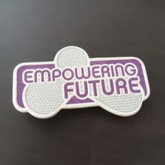 万博 副テーマ「Empowering Futureのバッジ (希少非売品)のサムネイル