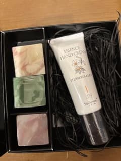 値下げしました‼️SuiSavon エッセンスハンドクリーム セット 首里石鹸のサムネイル