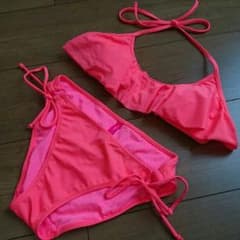 ヴィクトリアシークレット*フラウンスホルター*ビキニ*水着セット*上XS/下Sのサムネイル