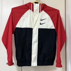 Nike ナイロンジャケット Sサイズのサムネイル