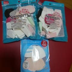 【未開封】ダイソー　メイク用パフ・スポンジのサムネイル