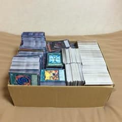 【値下げしました】遊戯王引退5000枚以上まとめ売りのサムネイル