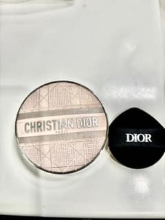 Christian Dior クッションファンデーション下地　ラベンダー