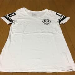 bomb様専用ナイキTシャツのサムネイル