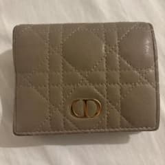 【値下げ中】 Christian Dior 二つ折り財布 ベージュのサムネイル
