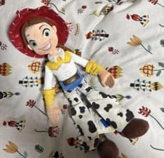 ☆5月末で削除☆ トイストーリー ジェシー ぬいぐるみのサムネイル