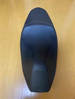 pcx jf81  純正シートのサムネイル