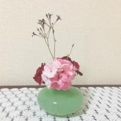 花瓶　ゼラニウム　ハーブ等小さなお花向けのサムネイル