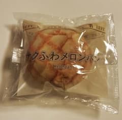 セブンイレブン メロンパン ポーチのサムネイル