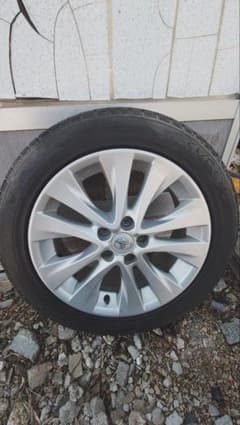 Syron 235/50R18 タイヤ・ホイールセットのサムネイル