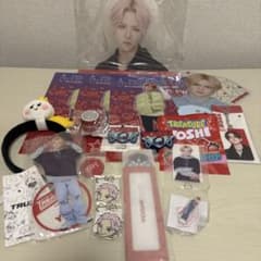 即購入⭕】TREASURE ヨシ トレカ グッズ まとめ売り - メルカリ