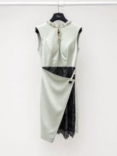 【新品】パール装飾 レース切替 ドレスのサムネイル