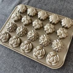 ノルディックウェア　フラワー型　お菓子型　焼き型のサムネイル