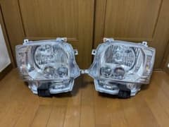 トヨタ ハイエース 200系 純正LEDヘッドライト 左右 - メルカリ