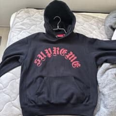 supremeパーカーのサムネイル