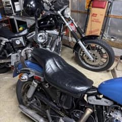 ハーレーダビッドソンEVOスポ XLH1000シート スポーツスターバイクシートのサムネイル