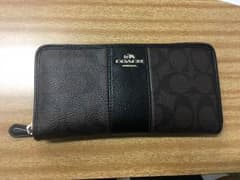 coach長財布のサムネイル