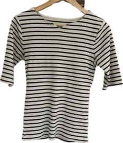ハニーズ Vネック半袖Tシャツ 白黒ボーダー Lのサムネイル