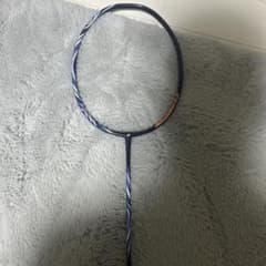 ASTROX 100zzバドミントンラケットのサムネイル