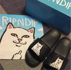 新品未使用 RIPNDIPスリッパ 10のサムネイル