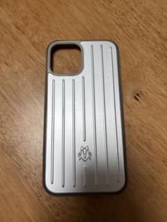 RIMOWA iPhone 12 & 12 Pro ケース アルミニウムのサムネイル