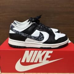 【美品】NIKE ダンク　ペイズリー　ブラック　25.5㎝（men's25㎝）のサムネイル