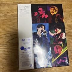 SixTONES/on eST〈2枚組〉のサムネイル