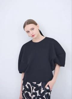 新品】Liten リテン Sculpture form pullover - メルカリ