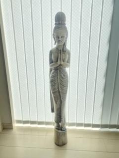 木製仏像風彫刻 女性像 約113cm ホワイト系 - メルカリ