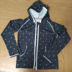 ラッシュガード キッズ130cm⚠️プロフご覧下さいのサムネイル