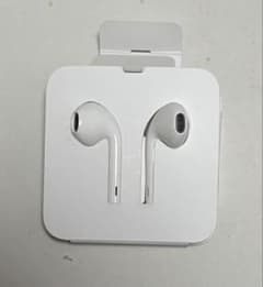 iPhone 附属 有線イヤホン Type-Cのサムネイル