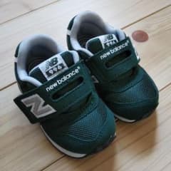 ニューバランス 996 スニーカーのサムネイル