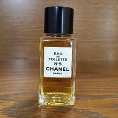 CHANEL オードゥ トワレのサムネイル
