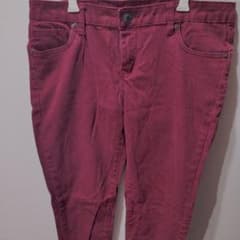 Rue21 バーガンディ スリムフィットパンツのサムネイル
