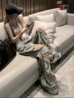 ダメージデニムパンツのサムネイル