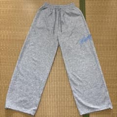 刺しゅうロゴスウェットワイドパンツのサムネイル