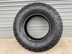 ③285/70R17 BFグッドリッチAT KO2 マッドタイヤ ランクル250 - メルカリ