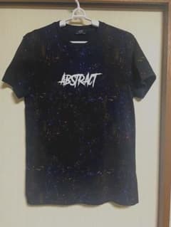 （値下げ）Bershkaベルシュカ　メンズTシャツのサムネイル